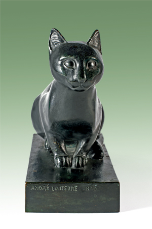 Chat en bronze par André Lasserre